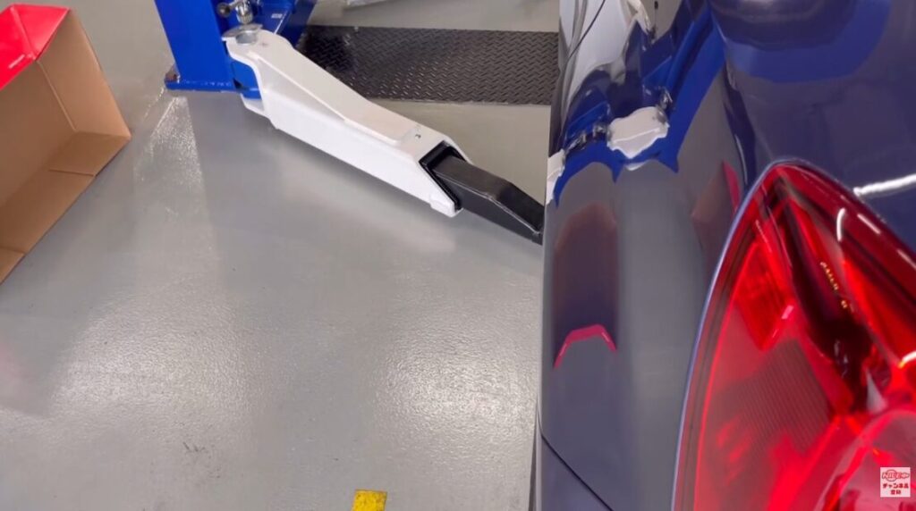 タイヤのはみ出しと保安基準上の注意点